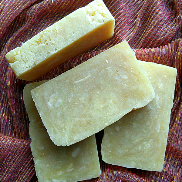 SOAP : Oatmeal-Goat Milk-Honey Soap